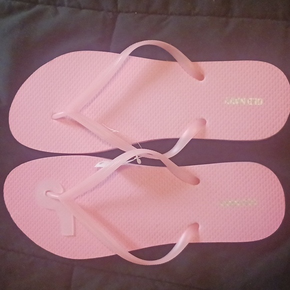 Old Navy Flip Flop Bundle - Picture 4 of 5